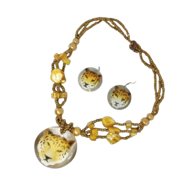 Yellow Cheetah Necklace & Earrings Set Glass Beads Statement Pendant NWOT - Picture 4 of 5